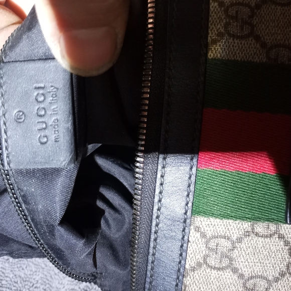 Gucci - Picture 2 of 6